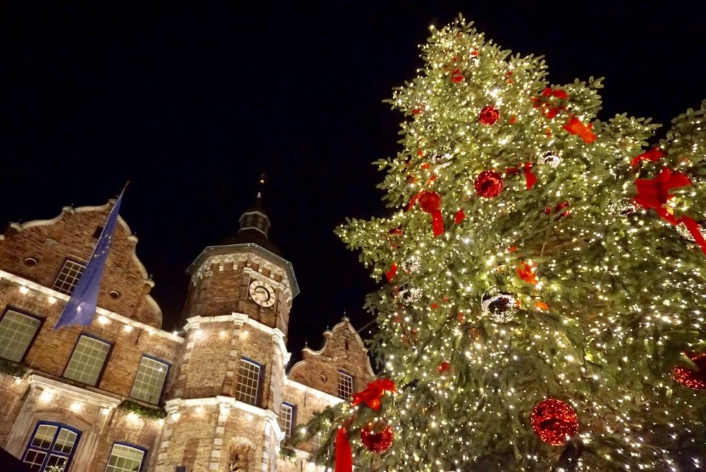 ドイツ デュッセルドルフのクリスマスマーケット 開催期間 営業時間 地図や見どころなど タビシタ